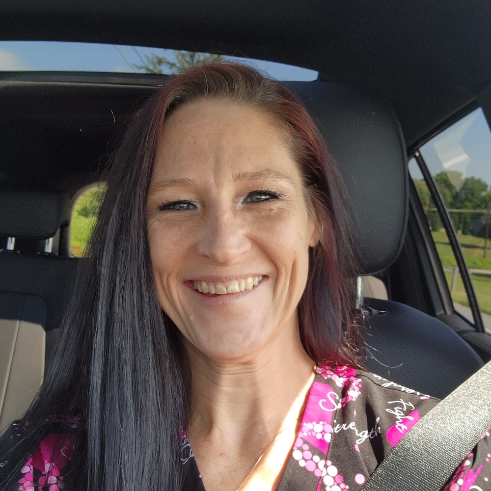 Meet your Posher, Angie